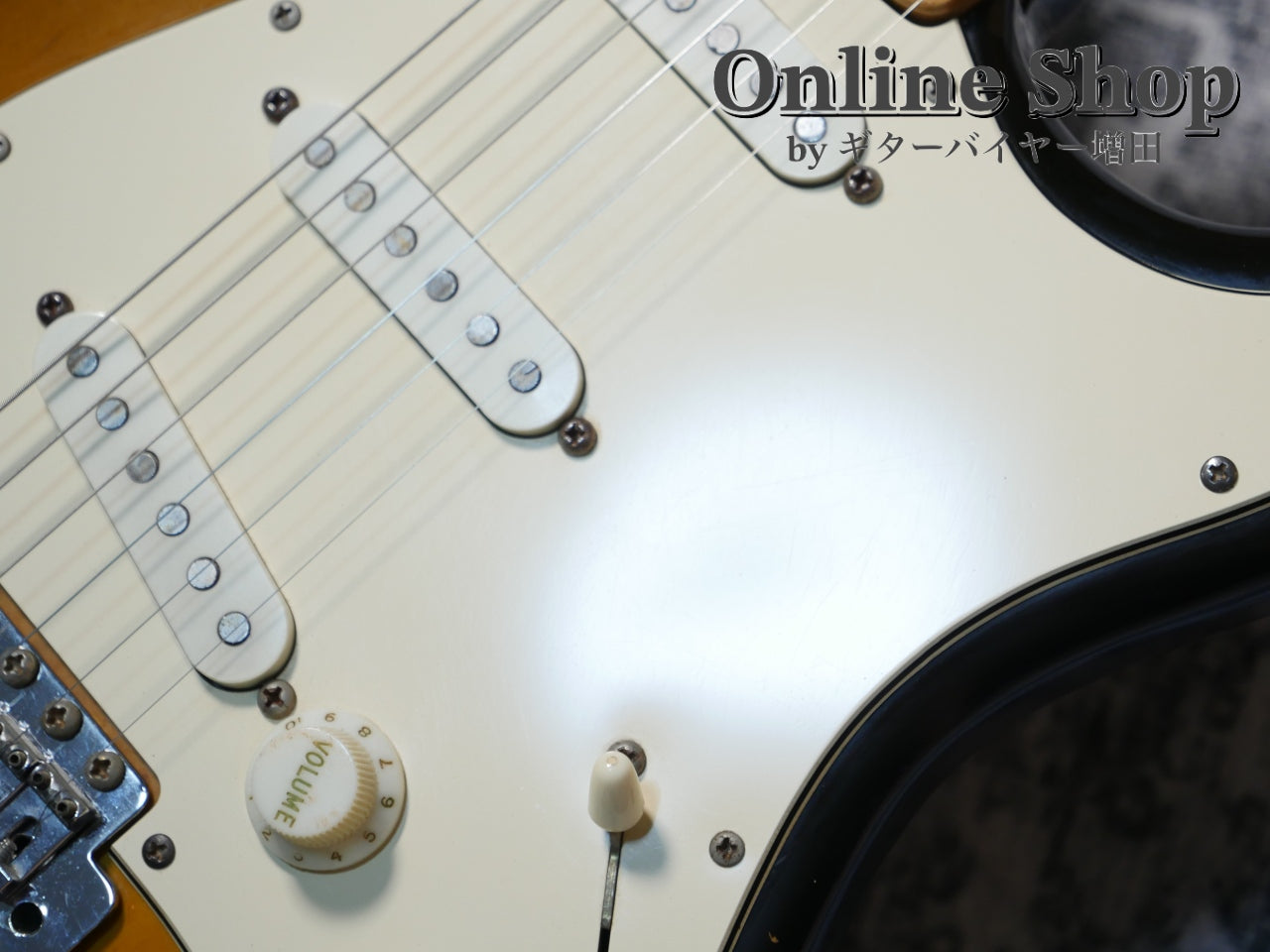VINTAGE 1975 Fender Stratocaster Sunburst / Maple