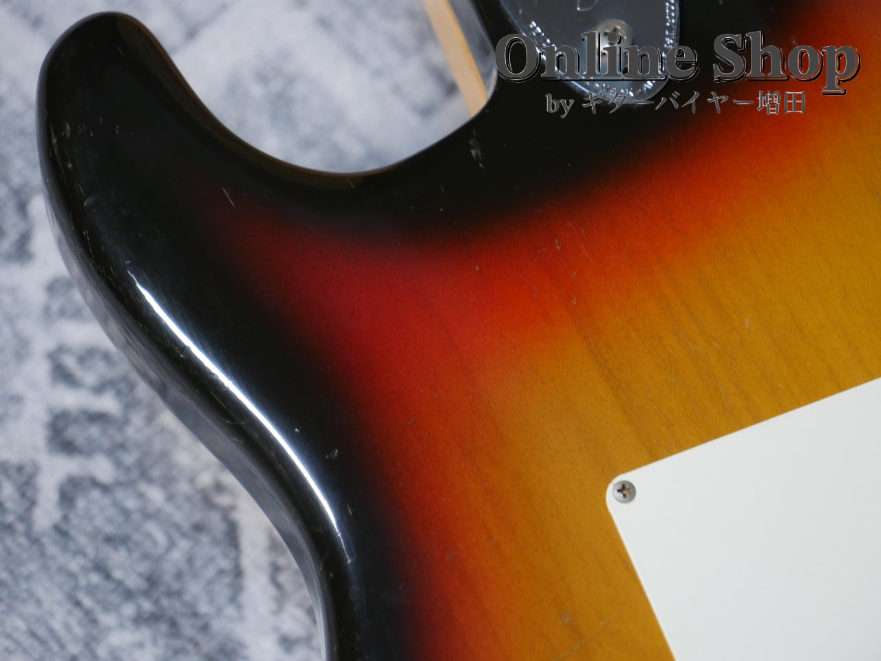 VINTAGE 1975 Fender Stratocaster Sunburst / Maple