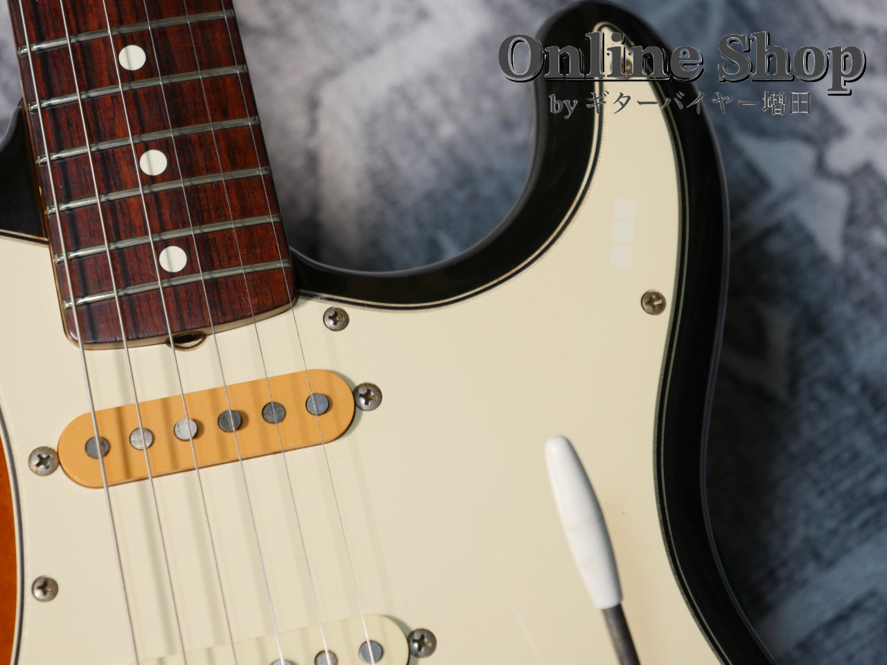 USED/VINTAGE 1983 Fender Japan ST62-65 "JV Serial" 3-Tone Sunburst