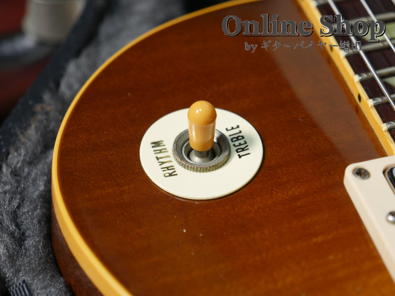 USED 2000 Gibson Les Paul Classic Plus Honey Burst