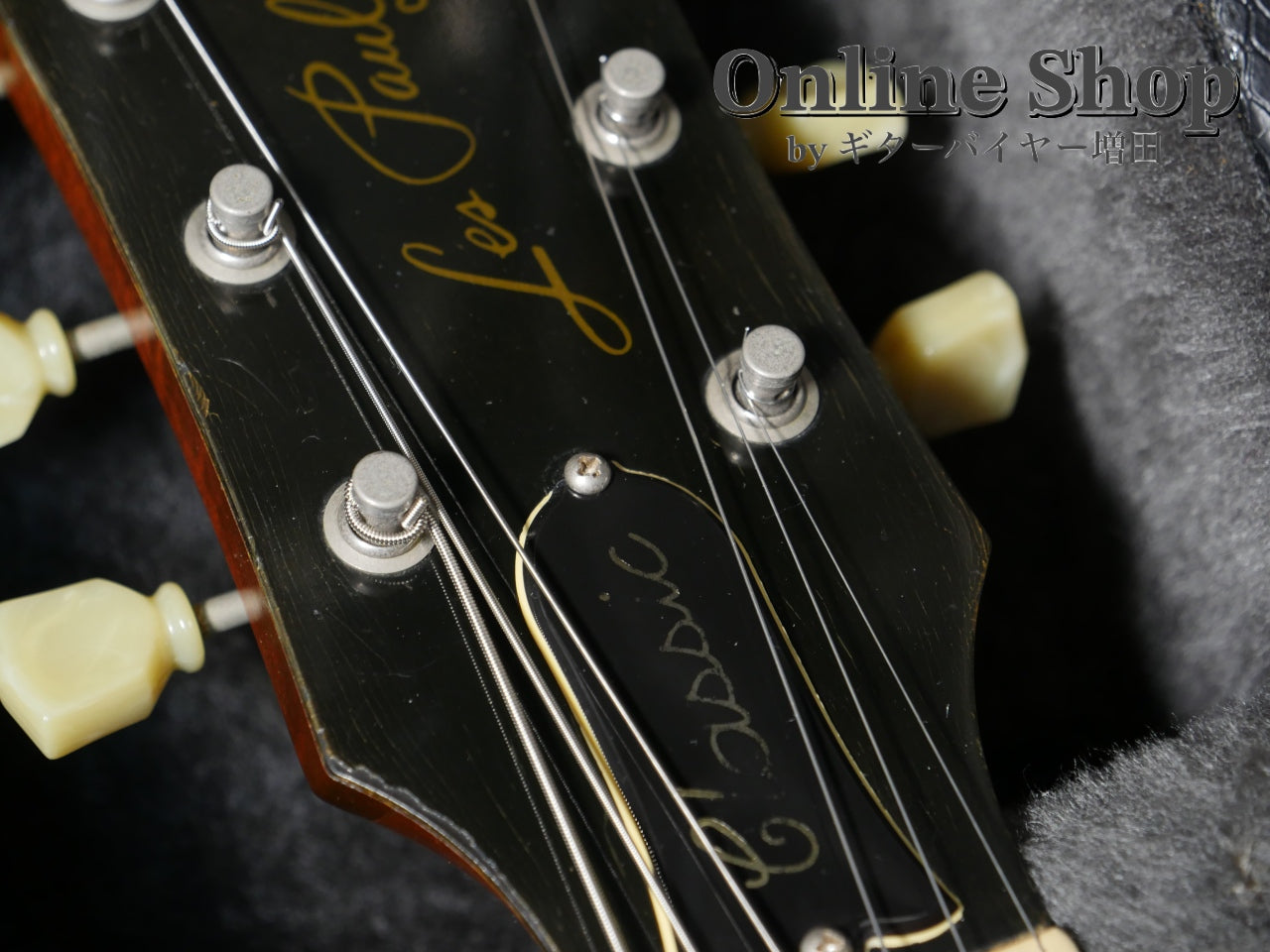 USED 2000 Gibson Les Paul Classic Plus Honey Burst