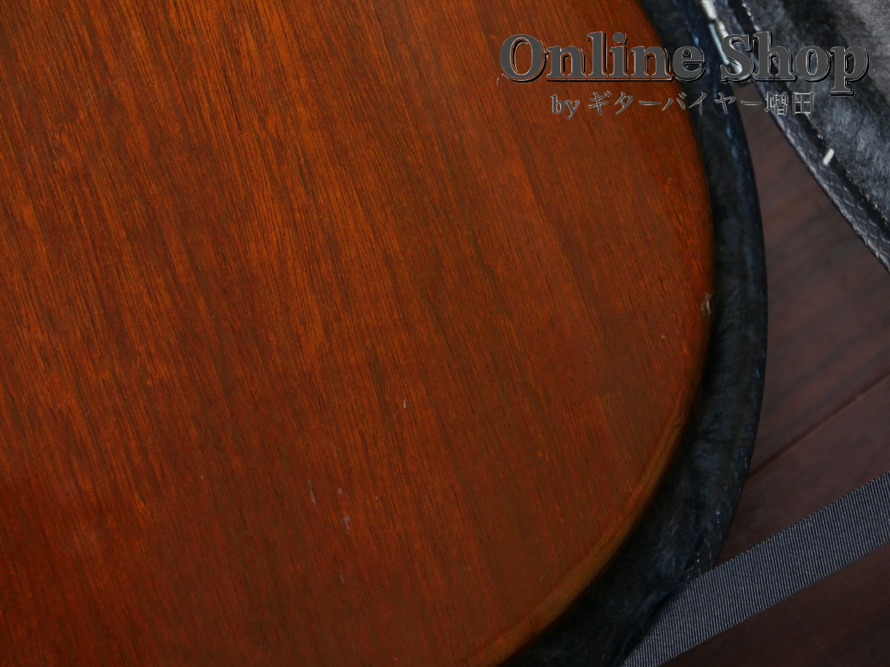 USED 2000 Gibson Les Paul Classic Plus Honey Burst