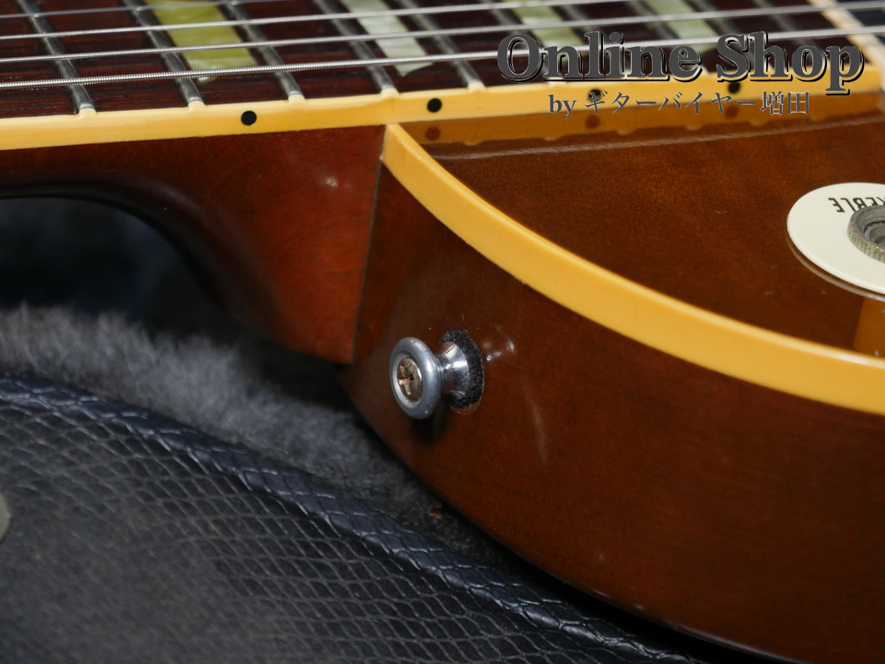 USED 2000 Gibson Les Paul Classic Plus Honey Burst