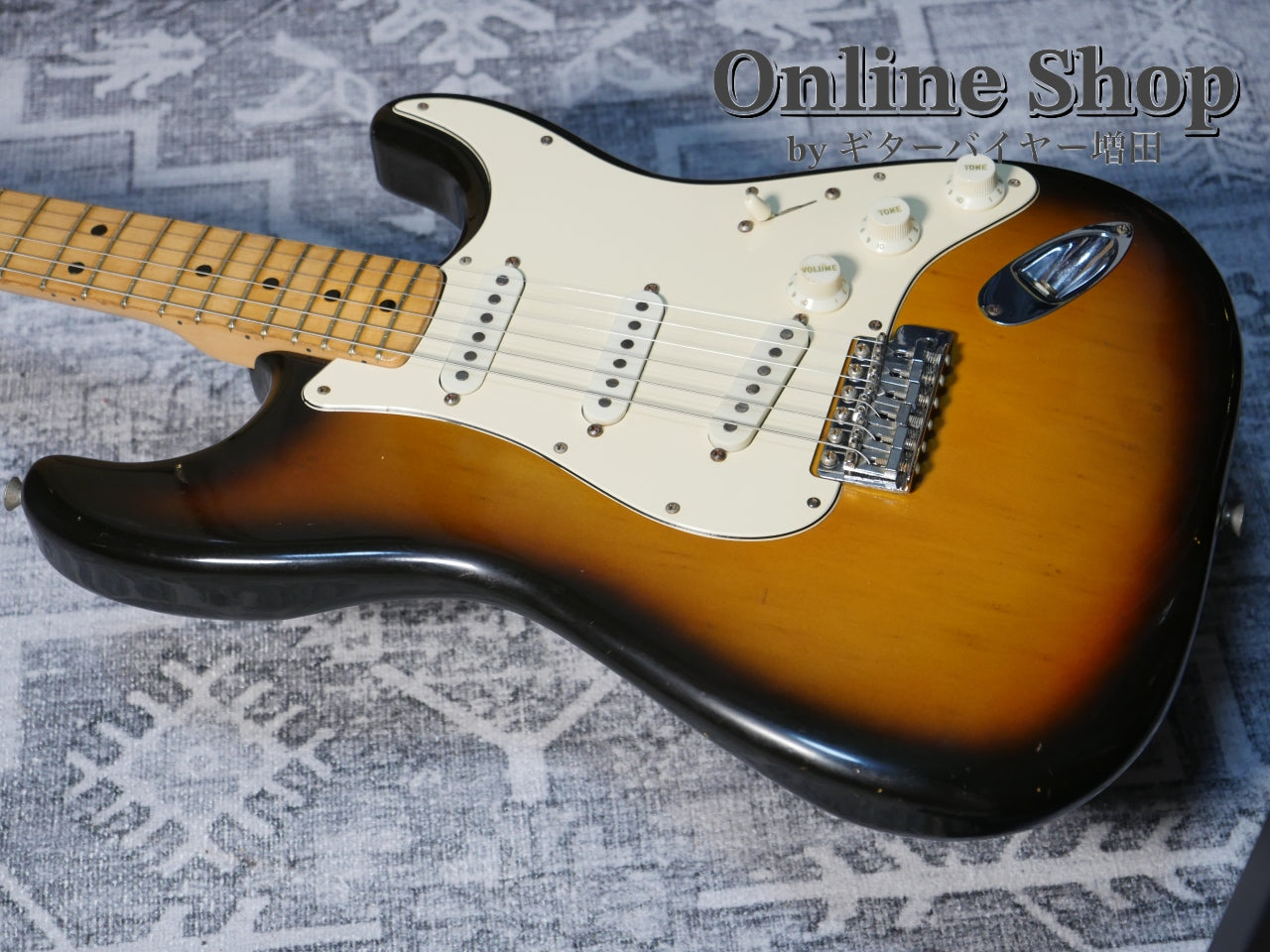 VINTAGE 1975 Fender Stratocaster Sunburst / Maple