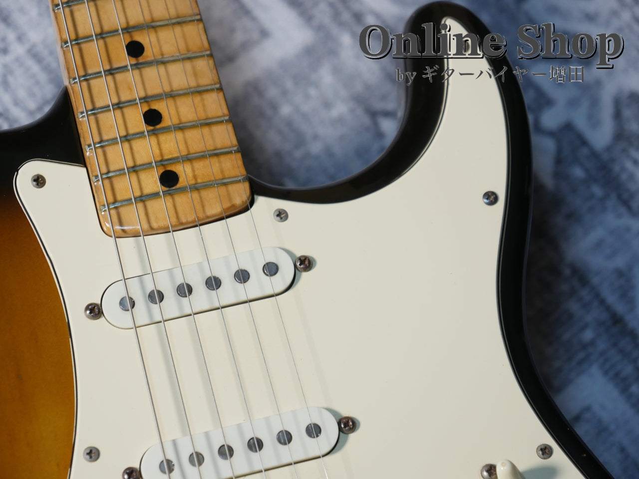 VINTAGE 1975 Fender Stratocaster Sunburst / Maple