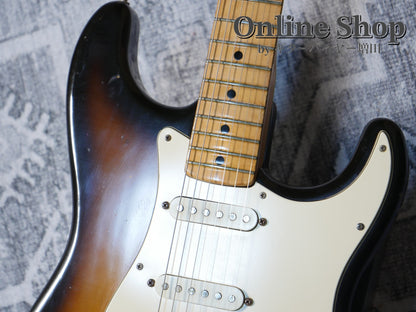 VINTAGE 1975 Fender Stratocaster Sunburst / Maple