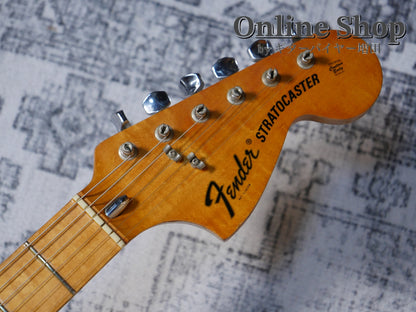 VINTAGE 1975 Fender Stratocaster Sunburst / Maple