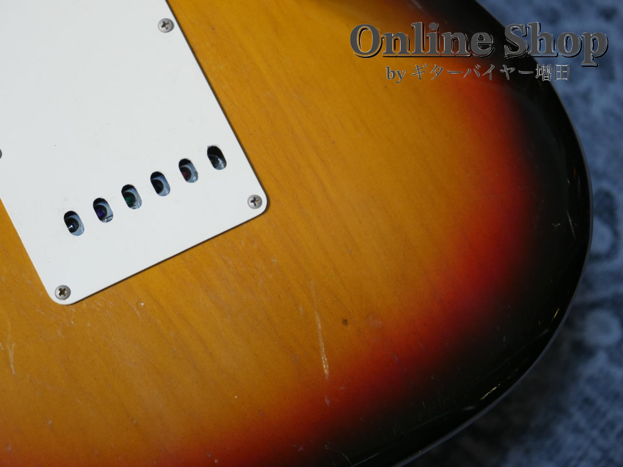 VINTAGE 1975 Fender Stratocaster Sunburst / Maple
