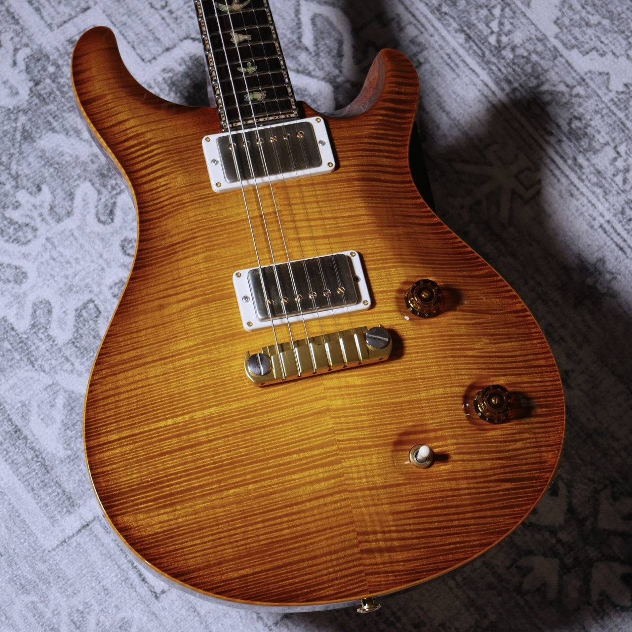 USED 2014 Paul Reed Smith "Private Stock #5173" Violin II McCarty Glow