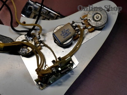 USED 2003 Fender Custom Shop 1960 Stratocaster Closet Classic "Flame Neck & Matching Head" Burgundy Mist