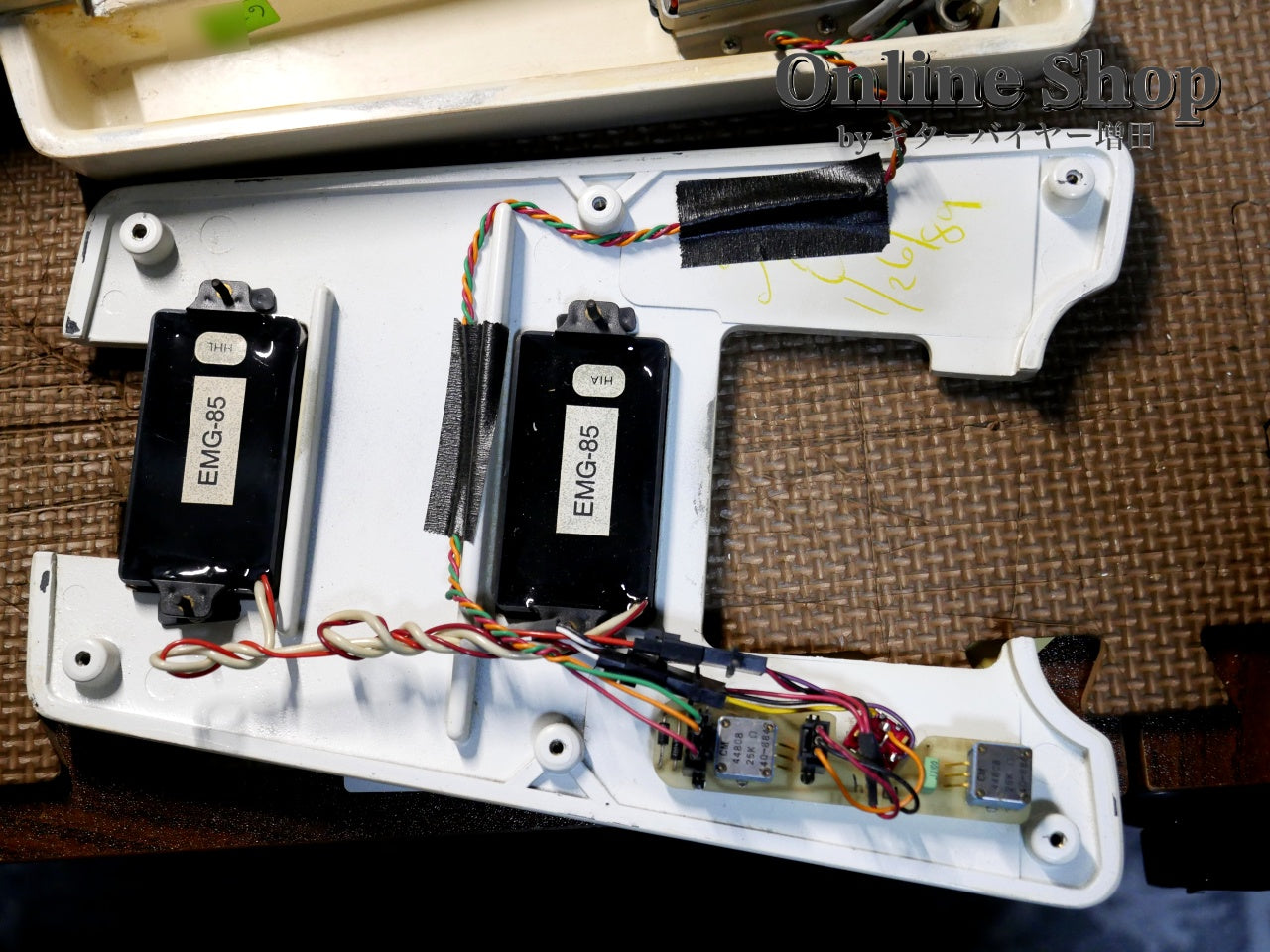 USED 1989 Steinberger GL2T-W White