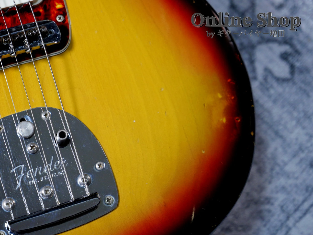 【商談中】VINTAGE 1966 Fender Jaguar Sunburst Left Handed "Birdseye Neck"