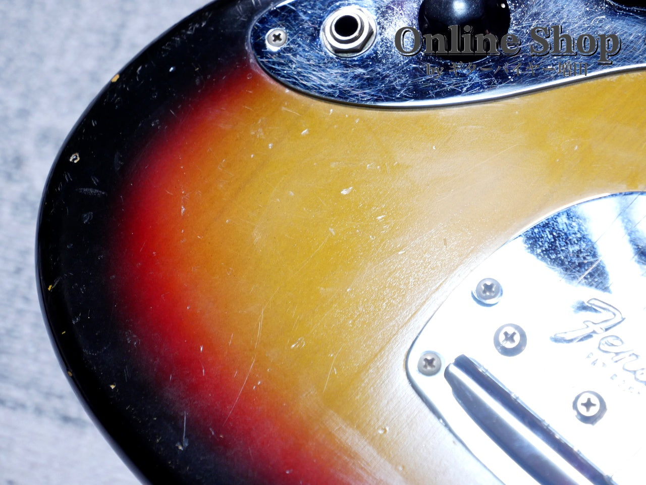 【商談中】VINTAGE 1966 Fender Jaguar Sunburst Left Handed "Birdseye Neck"