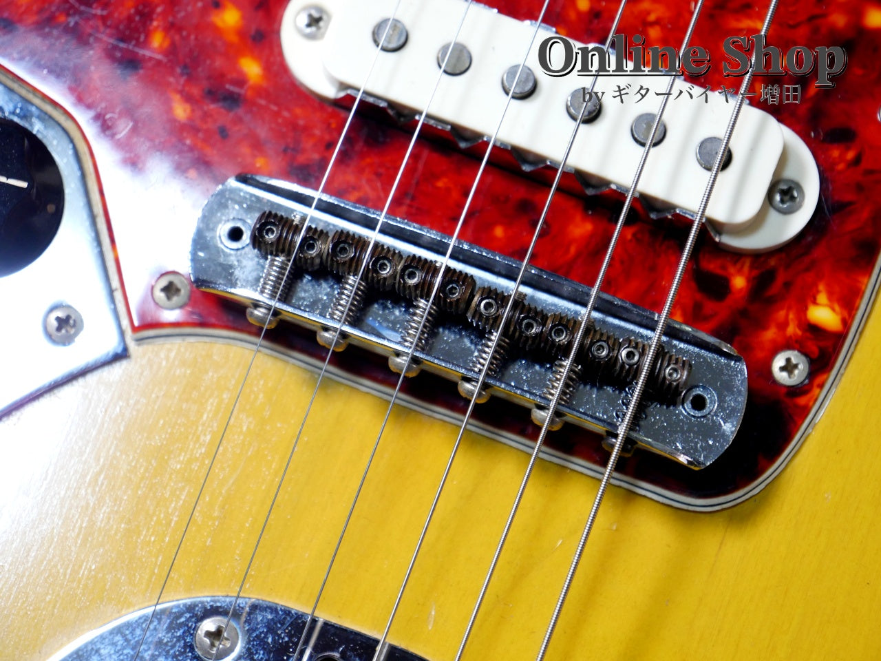 【商談中】VINTAGE 1966 Fender Jaguar Sunburst Left Handed "Birdseye Neck"