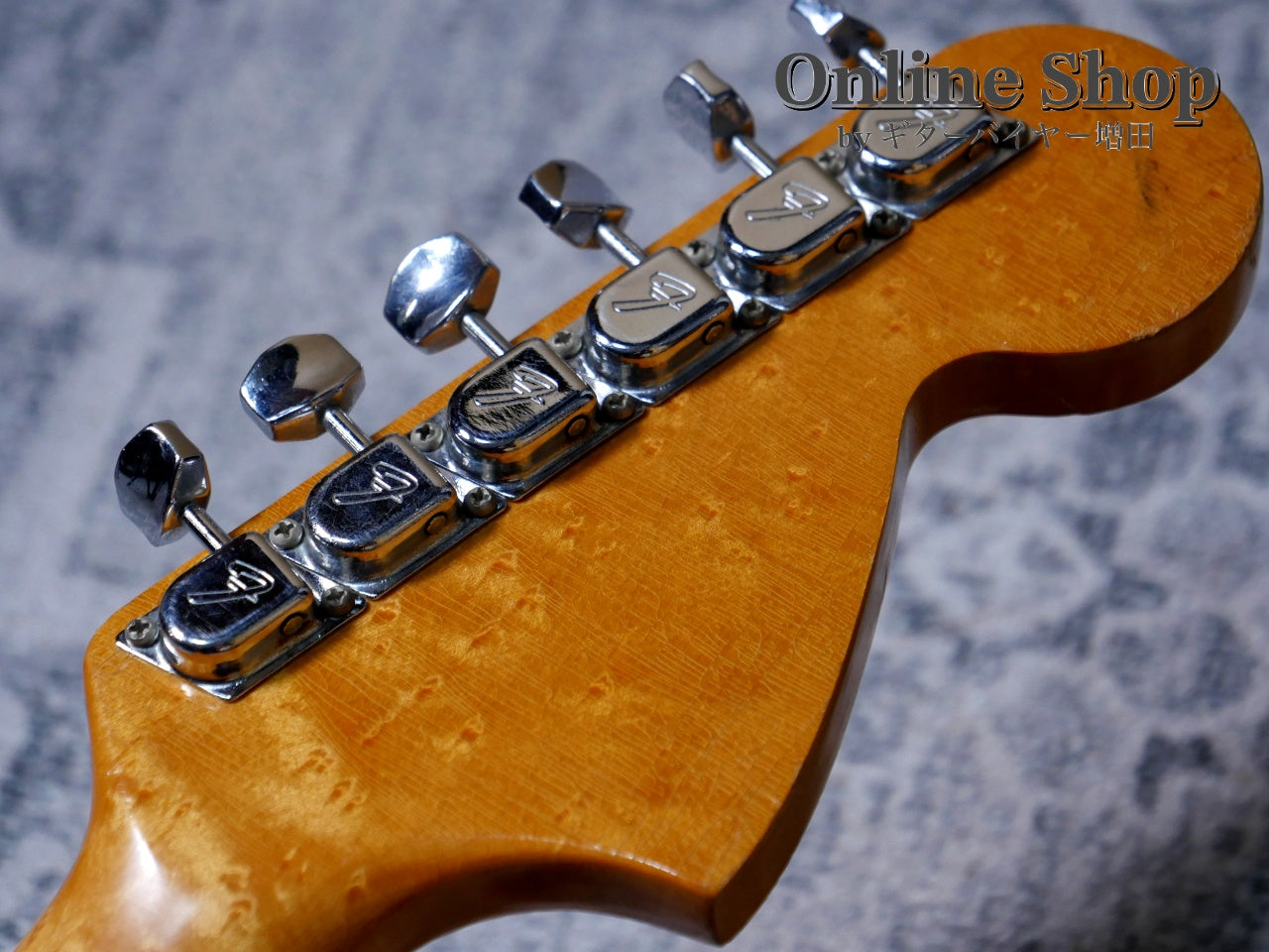 【商談中】VINTAGE 1966 Fender Jaguar Sunburst Left Handed "Birdseye Neck"