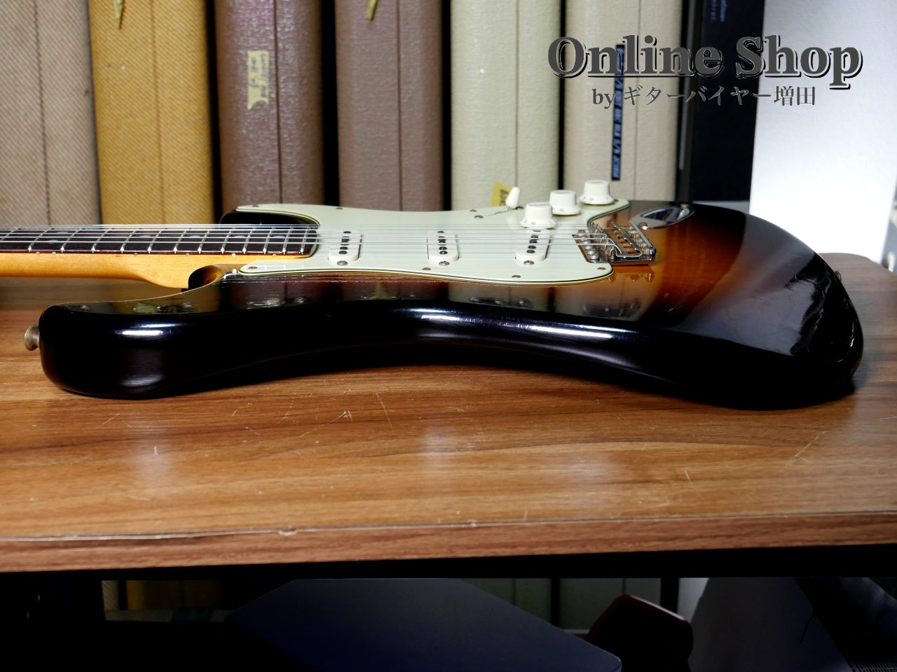 USED 2021 Fender Custom Shop Custom22F Stratocaster "Reverse Headstock" Journeyman Relic Wide Faded 2-Color Sunburst