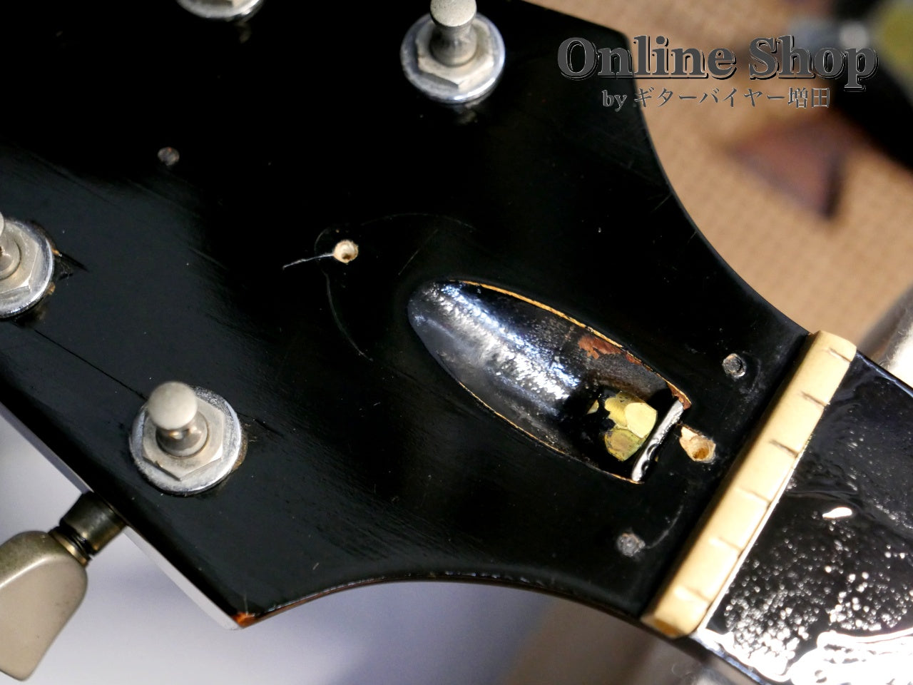 VINTAGE/USED 1981 Gibson "The V" CMT Cherry Sunburst