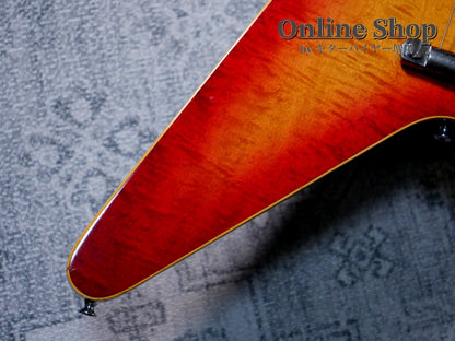 VINTAGE/USED 1981 Gibson "The V" CMT Cherry Sunburst