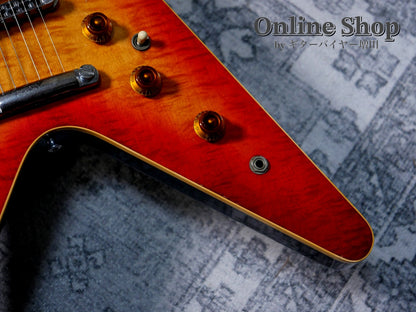 VINTAGE/USED 1981 Gibson "The V" CMT Cherry Sunburst