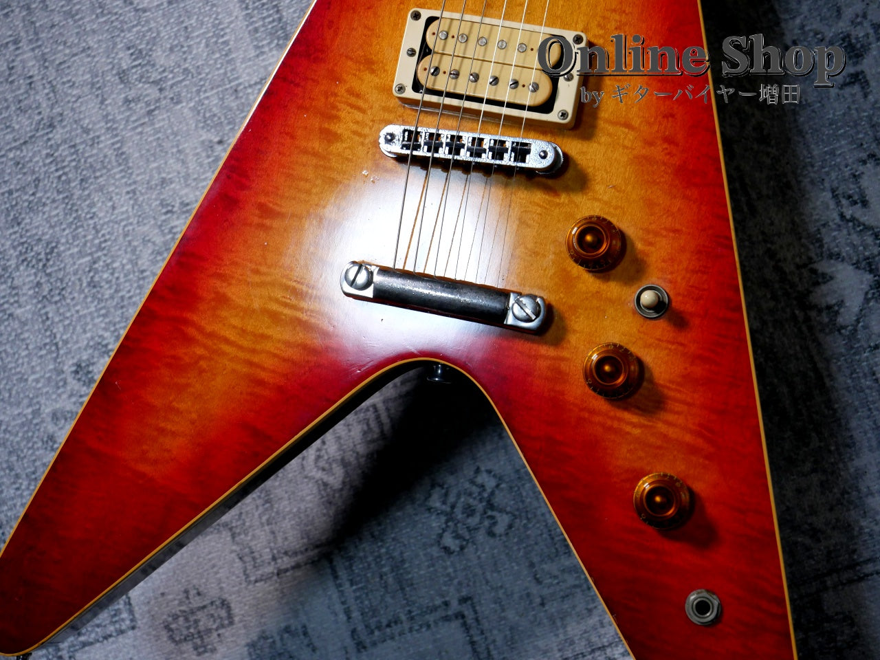 VINTAGE/USED 1981 Gibson "The V" CMT Cherry Sunburst