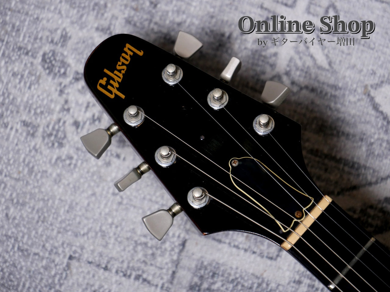 VINTAGE/USED 1981 Gibson "The V" CMT Cherry Sunburst