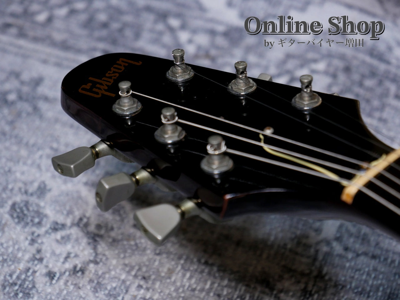 VINTAGE/USED 1981 Gibson "The V" CMT Cherry Sunburst