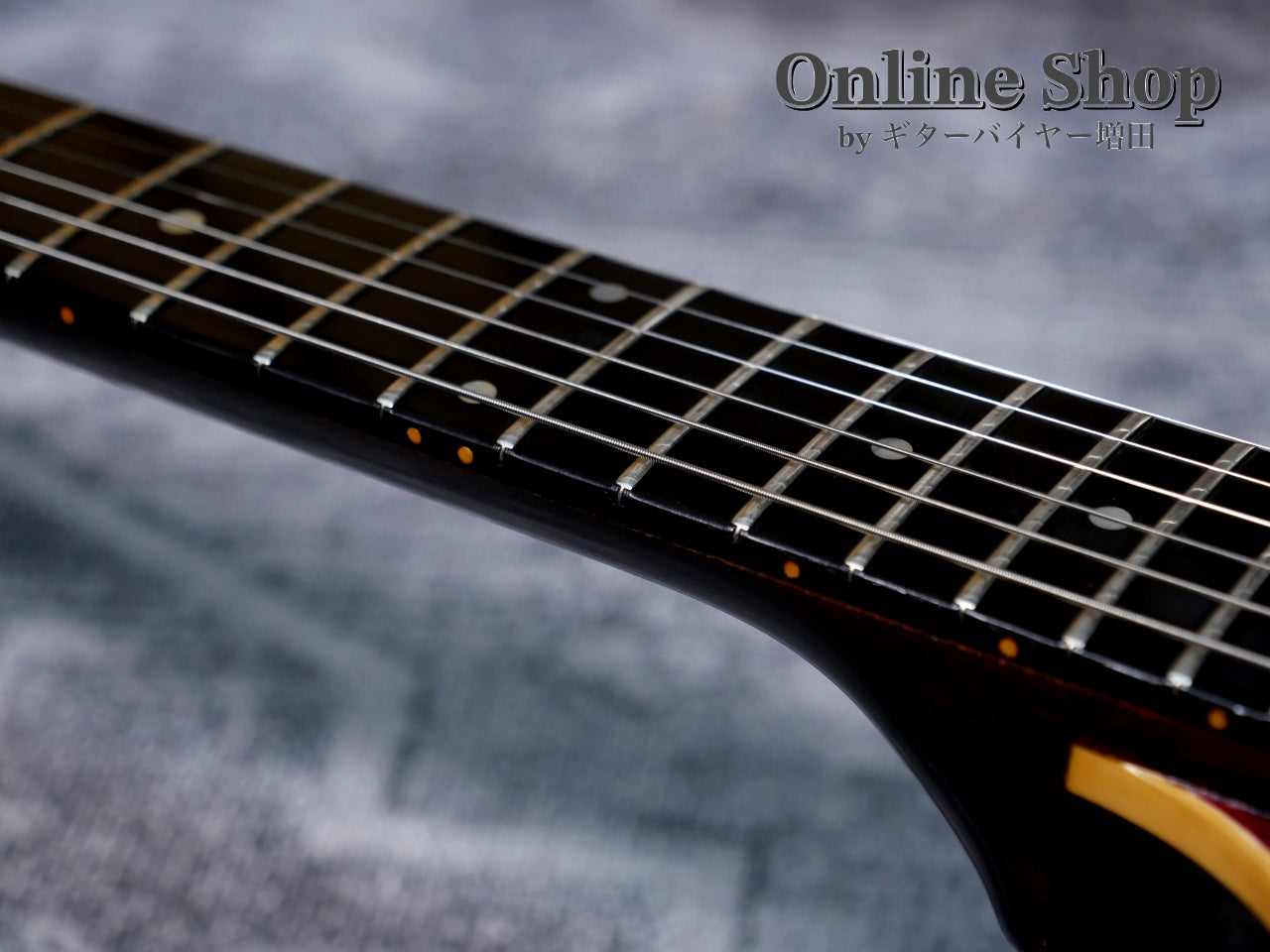 VINTAGE/USED 1981 Gibson "The V" CMT Cherry Sunburst