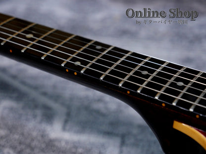 VINTAGE/USED 1981 Gibson "The V" CMT Cherry Sunburst