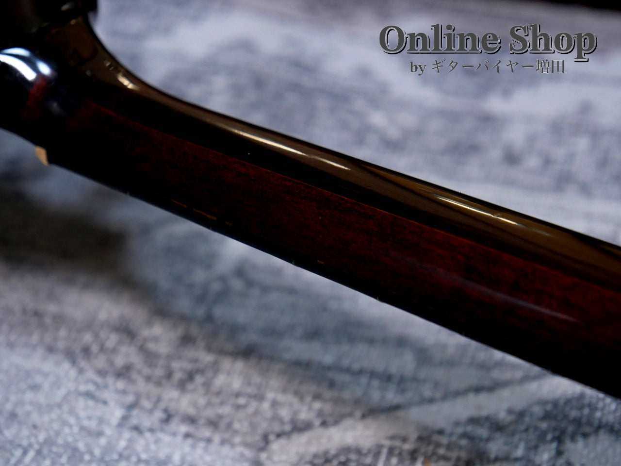 VINTAGE/USED 1981 Gibson "The V" CMT Cherry Sunburst