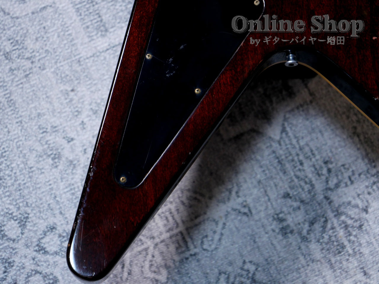 VINTAGE/USED 1981 Gibson "The V" CMT Cherry Sunburst