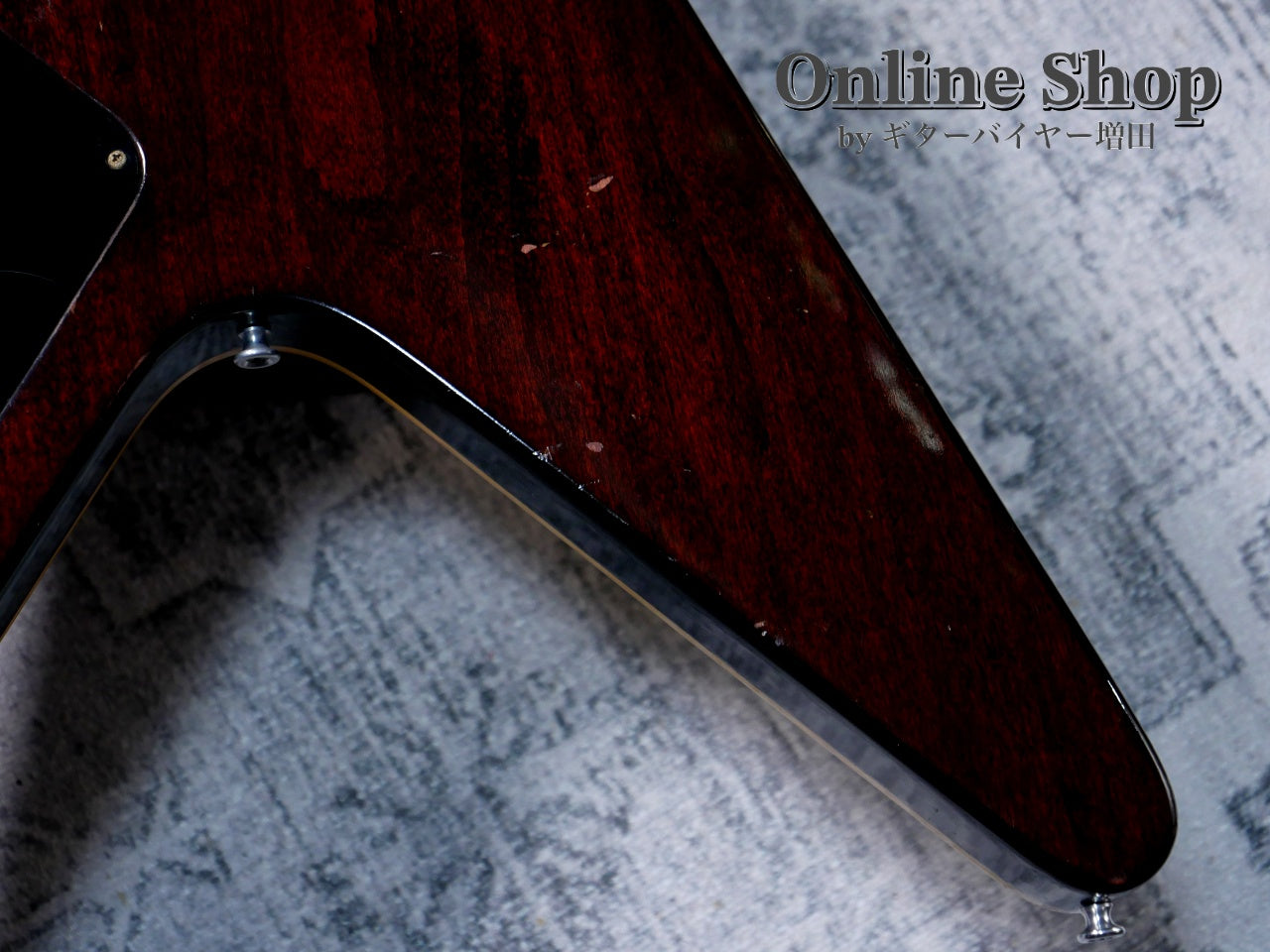 VINTAGE/USED 1981 Gibson "The V" CMT Cherry Sunburst