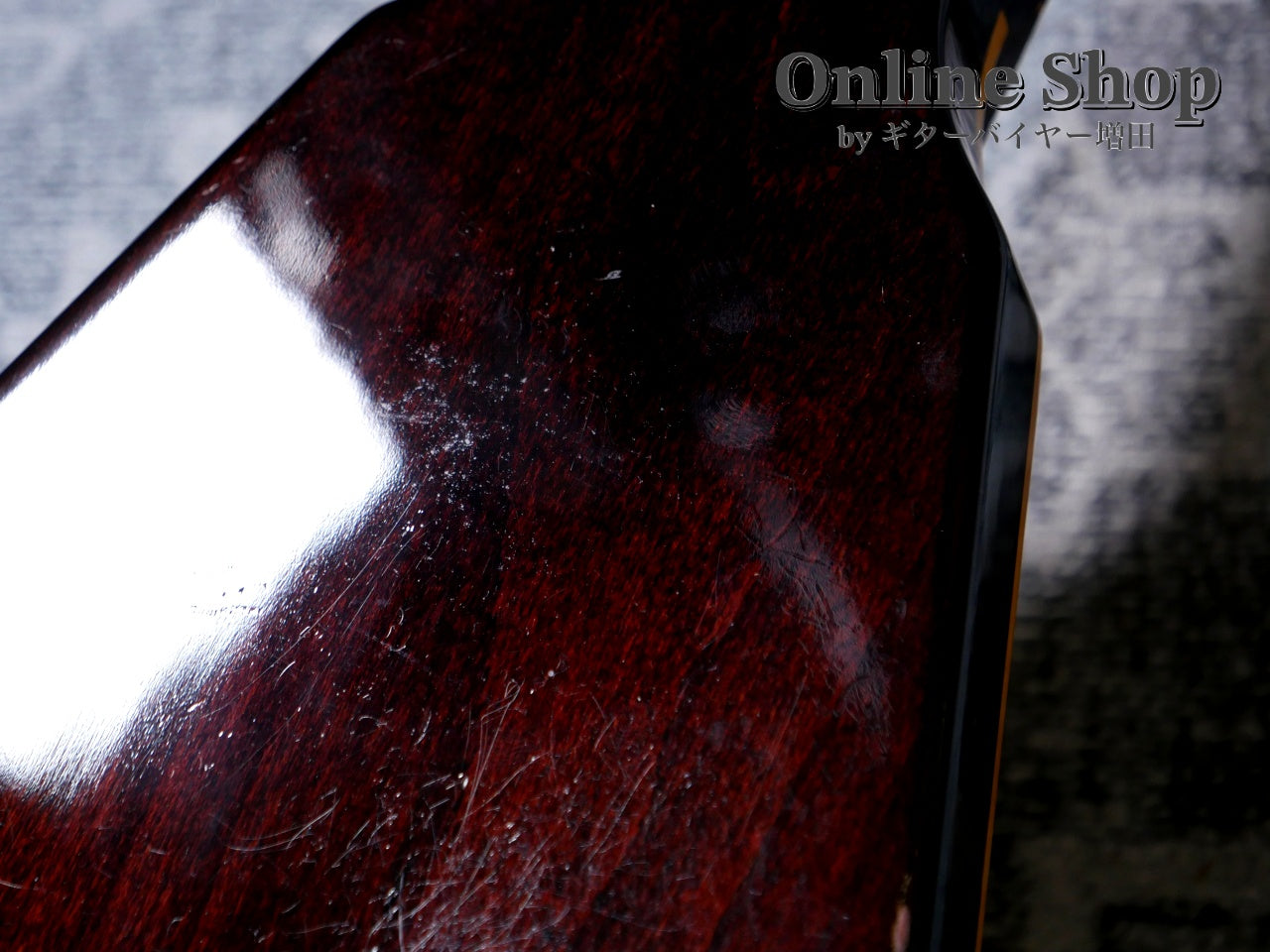 VINTAGE/USED 1981 Gibson "The V" CMT Cherry Sunburst