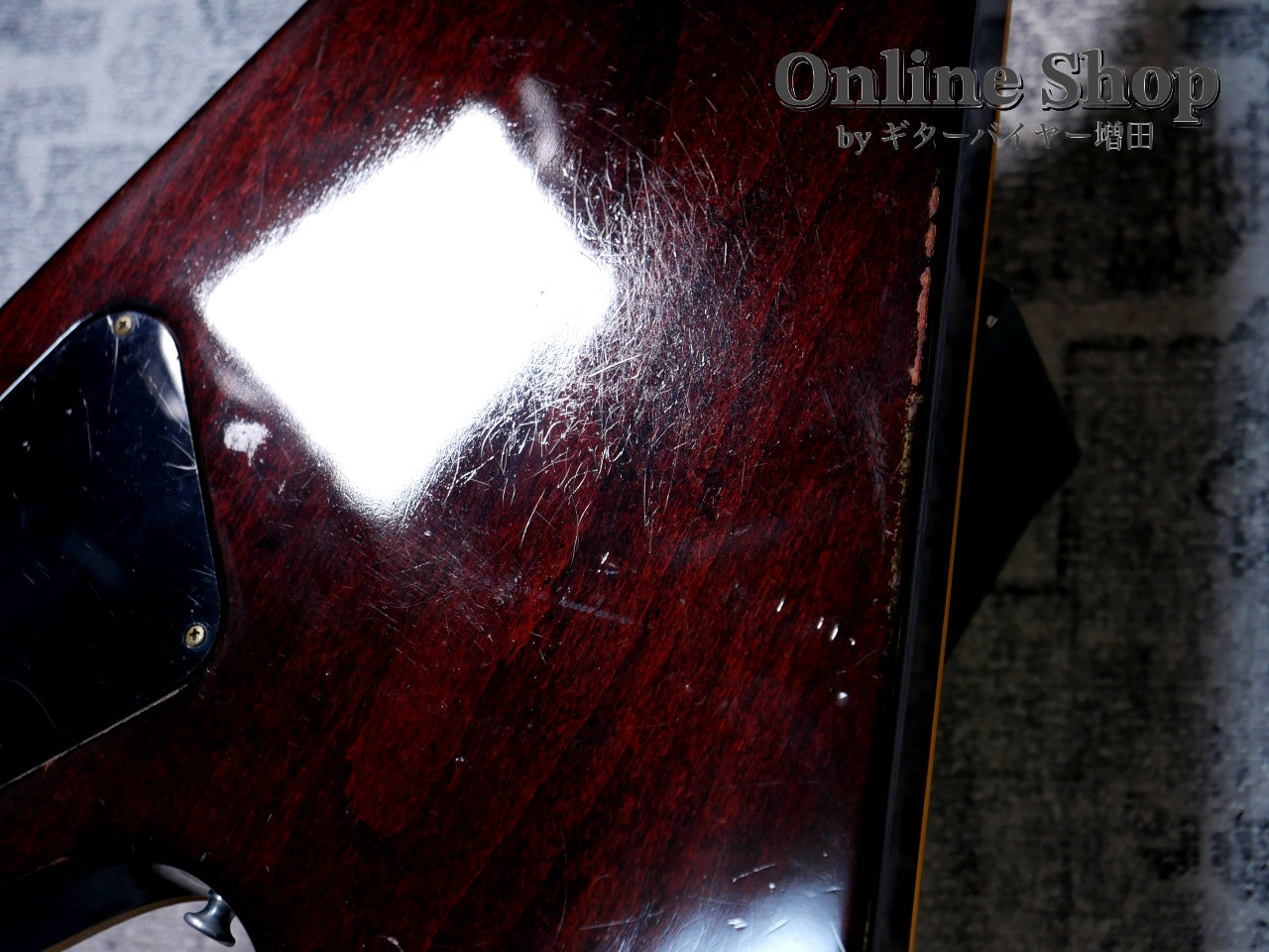 VINTAGE/USED 1981 Gibson "The V" CMT Cherry Sunburst