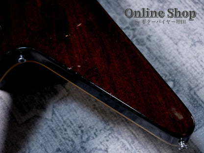 VINTAGE/USED 1981 Gibson "The V" CMT Cherry Sunburst