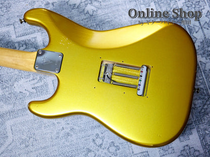 USED 2005s VanZandt STV-70R Gold / Rosewood