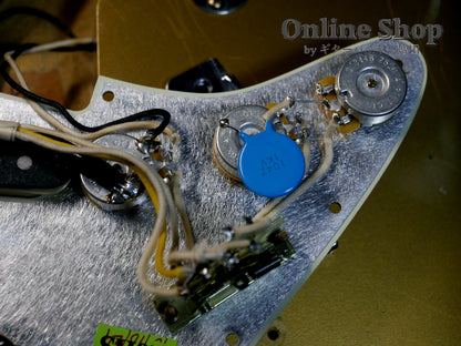 USED 2024 Fender Custom Shop Limited Edition 1963 Stratocaster Journeyman Relic Aztec Gold