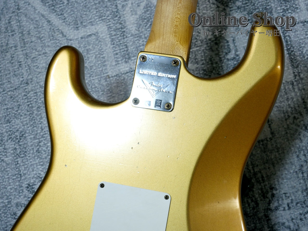 USED 2024 Fender Custom Shop Limited Edition 1963 Stratocaster Journeyman Relic Aztec Gold