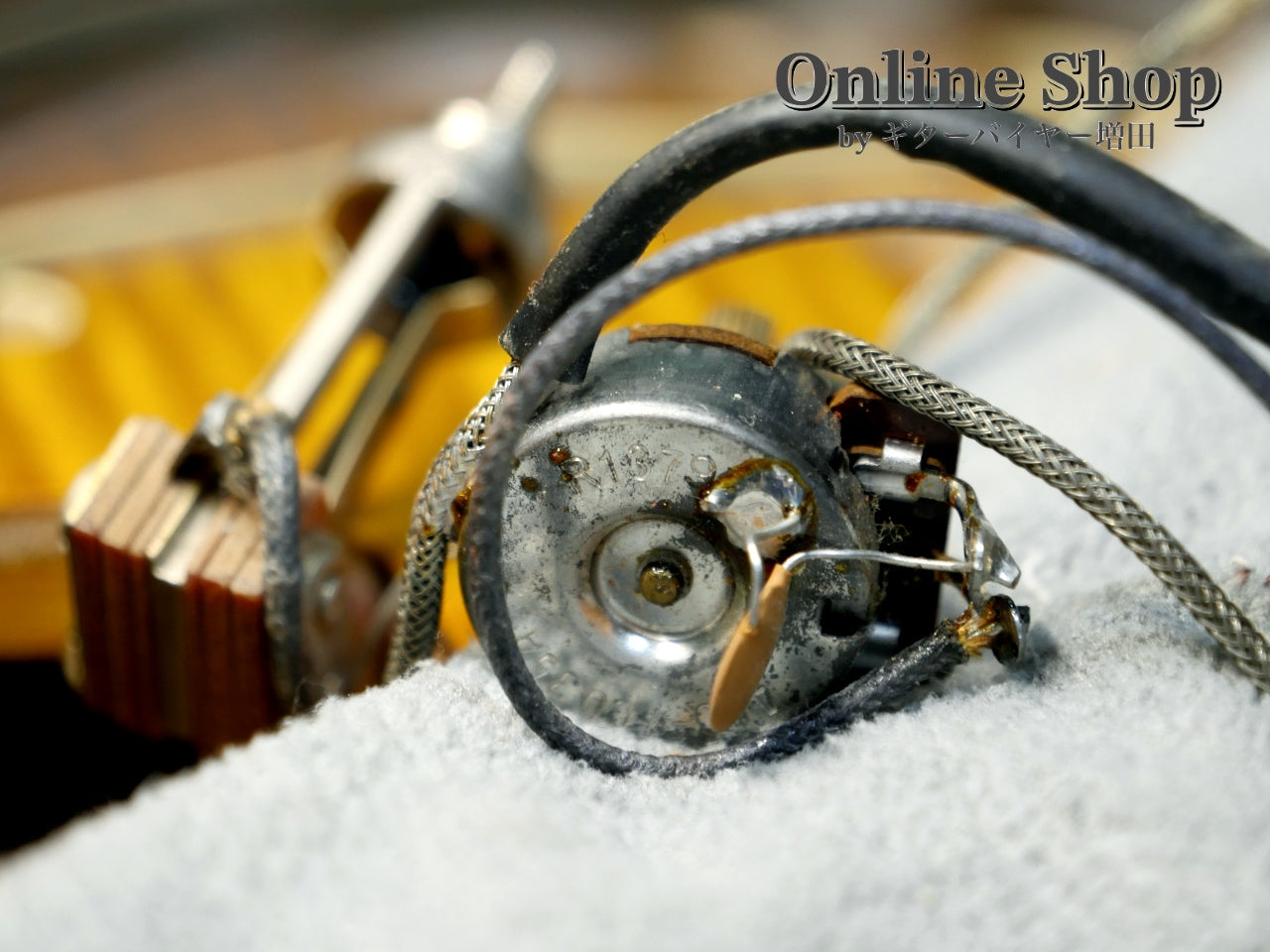 USED 1998 Gibson Custom Shop ES-335 Reissue "Ebony Fingerboard & Block Inlay" Vintage Sunburst