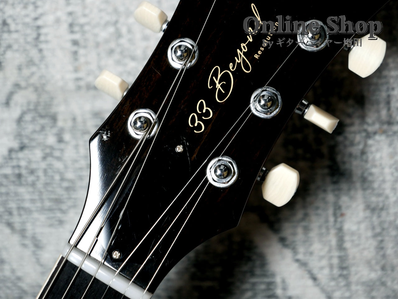 USED 2025 Saito Guitars 33Beyond Green Burst
