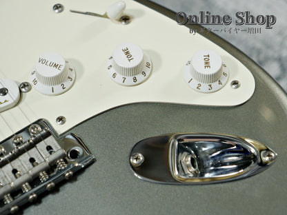 USED 2004 Fender Eric Clapton Stratocaster Pewter