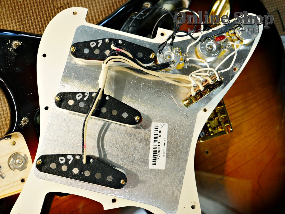 USED 2014 Fender 60th Anniversary Commemorative Stratocaster 2-Color Sunburst